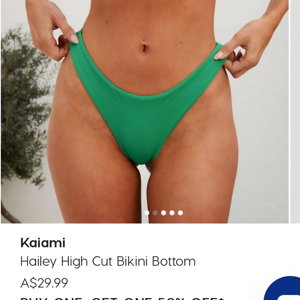 Green bikini - Picture 3 of 5